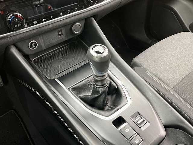 Nissan Qashqai DIG-T 140 mHEV N-Connecta 4x2 103 kW (140 CV)