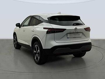 Nissan Qashqai DIG-T 140 mHEV N-Connecta 4x2 103 kW (140 CV) Sapporo White (sólido)
