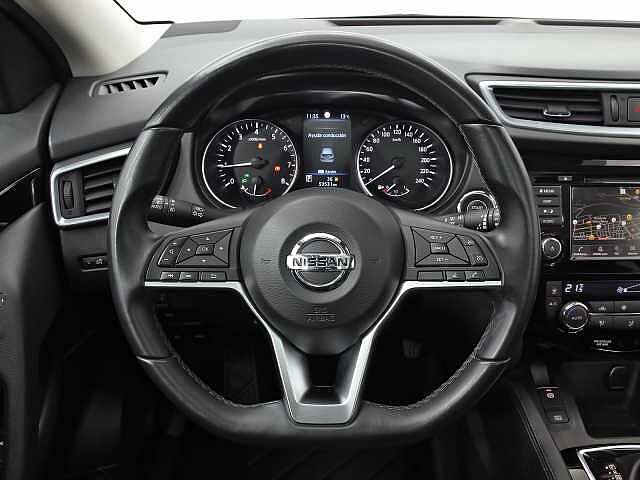 Nissan Qashqai 1.3 DIG-T 160 DCT N-CONNECTA 5P (TECHO Y BARRAS+RUEDA REPUESTO)