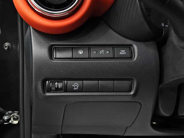 Nissan Juke 1.0 DIG-T 114 N-DESIGN ACTIVE 5P (NAVI+AUDIO BOSE+PACK TECHNOLOGY)