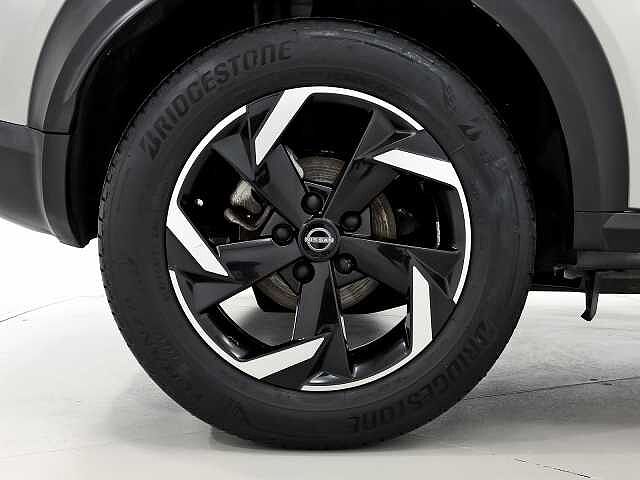 Nissan Juke 1.0 DIG-T 114CV N-CONNECTA 5P (BITONO)