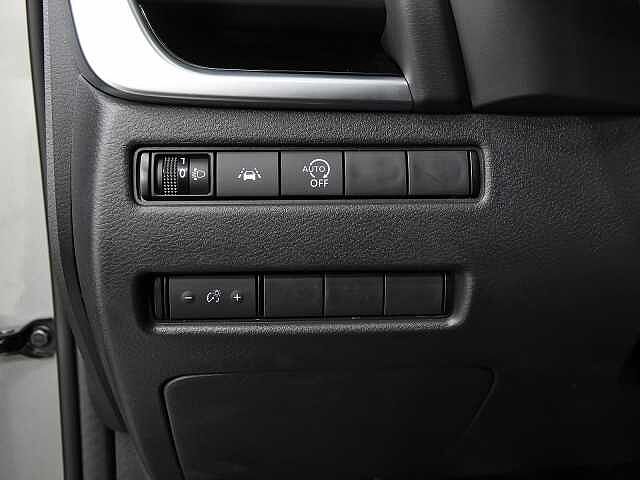 Nissan Qashqai 1.3 DIG-T MHEV 140CV N-CONNECTA 5P