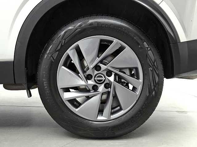 Nissan Qashqai 1.3 DIG-T MHEV 140CV ACENTA 5P (FAROS ANTINIEBLA LED)