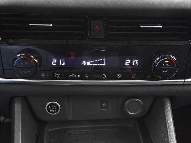 Nissan Qashqai 1.3 DIG-T MHEV 140CV ACENTA 5P (FAROS ANTINIEBLA LED)