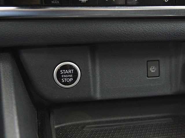 Nissan Qashqai 1.3 DIG-T MHEV 140CV ACENTA 5P (FAROS ANTINIEBLA LED)