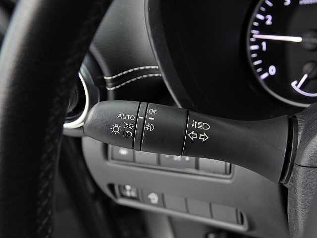 Nissan Juke 1.0 DIG-T 114CV N-CONNECTA 5P (NAVI)