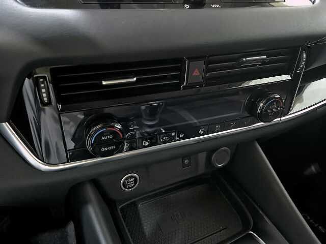 Nissan Qashqai 1.3 DIG-T MHEV 140CV N-CONNECTA 5P (TECHO PANORAMICO)