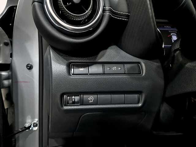 Nissan Juke 1.0 DIG-T 114CV N-CONNECTA 5P (BITONO)