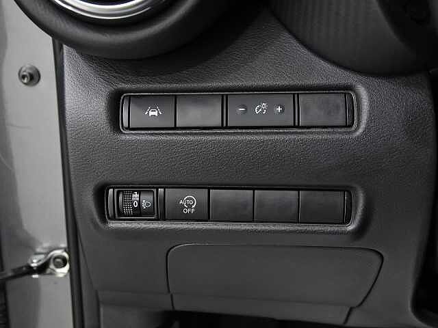 Nissan Juke 1.0 DIG-T 114CV N-CONNECTA 5P