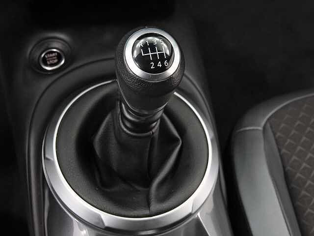 Nissan Juke 1.0 DIG-T 114CV N-CONNECTA 5P