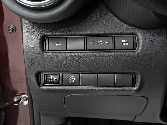 Nissan Juke 1.0 DIG-T 114CV N-CONNECTA 5P (BITONO)
