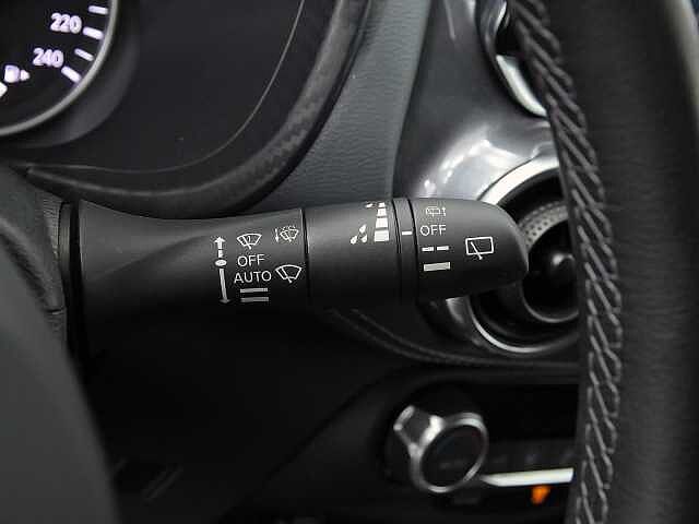 Nissan Juke 1.0 DIG-T 114CV N-CONNECTA 5P (BITONO)