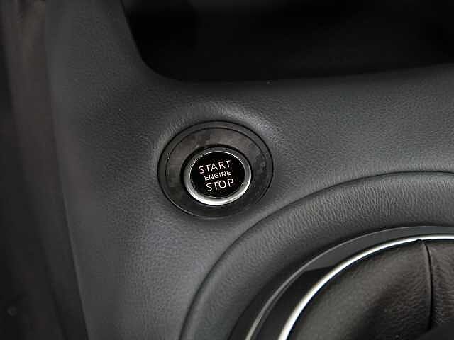 Nissan Juke 1.0 DIG-T 114CV N-CONNECTA 5P (BITONO)