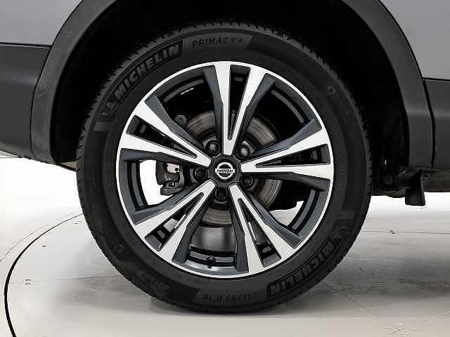 Nissan Qashqai 1.3 DIG-T N-CONNECTA 140CV 5P (TECHO PANORAMICO)