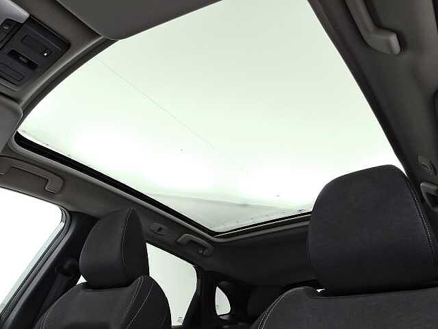 Nissan Qashqai 1.3 DIG-T MHEV 140CV N-CONNECTA 5P TECHO PANORAMICO)