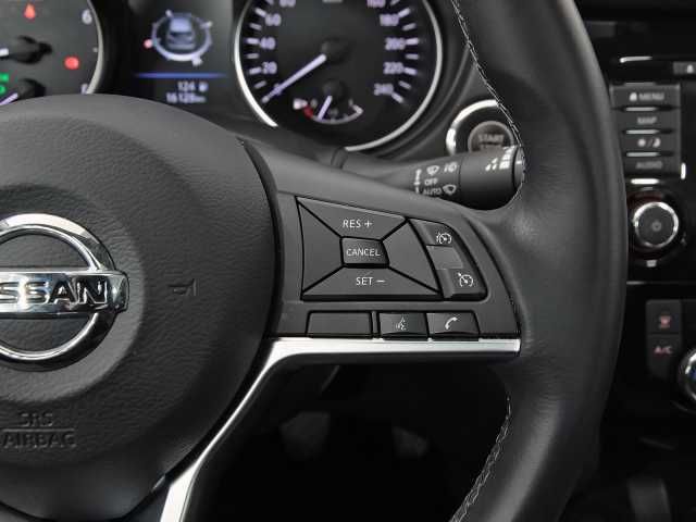 Nissan Qashqai 1.3 DIG-T N-CONNECTA 140CV 5P (TECHO PANORAMICO)