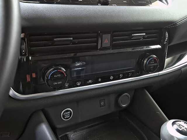 Nissan Qashqai 1.3 DIG-T MHEV 140CV N-CONNECTA 5P