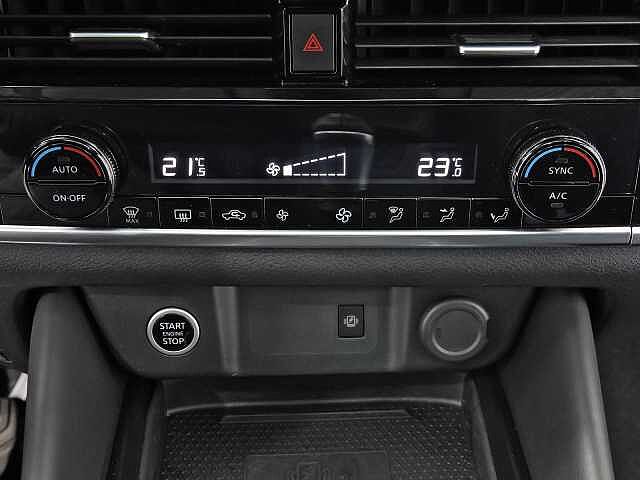 Nissan Qashqai 1.3 DIG-T MHEV 140CV N-CONNECTA 5P (TECHO PANORAMICO)
