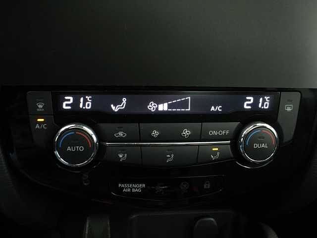 Nissan Qashqai 1.3 DIG-T N-CONNECTA 140CV 5P (TECHO PANORAMICO)