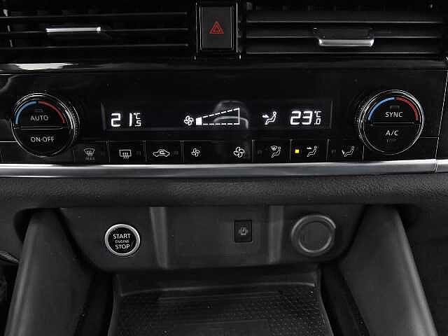 Nissan Qashqai 1.3 DIG-T MHEV 140CV N-CONNECTA 5P