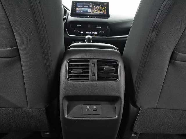 Nissan Qashqai 1.3 DIG-T MHEV 140CV N-CONNECTA 5P