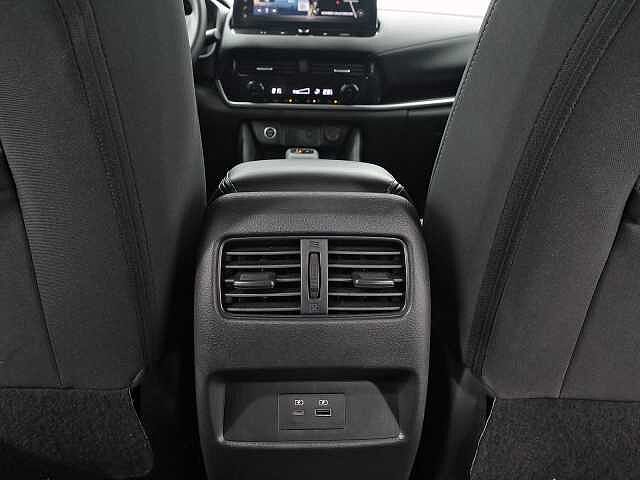 Nissan Qashqai 1.3 DIG-T MHEV 158CV N-CONNECTA DCT 5P