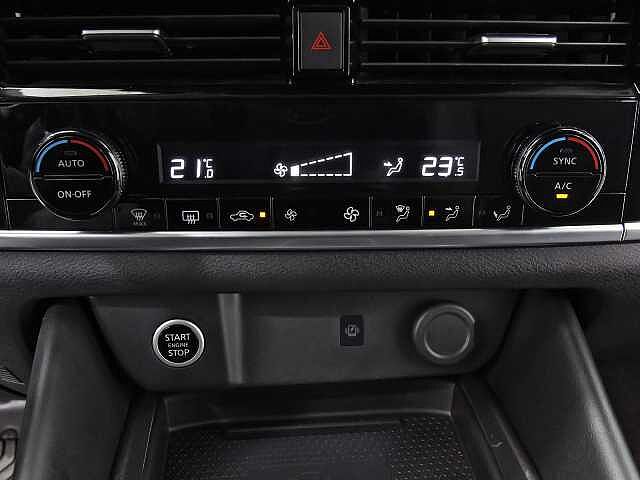 Nissan Qashqai 1.3 DIG-T MHEV 158CV N-CONNECTA CVT 5P