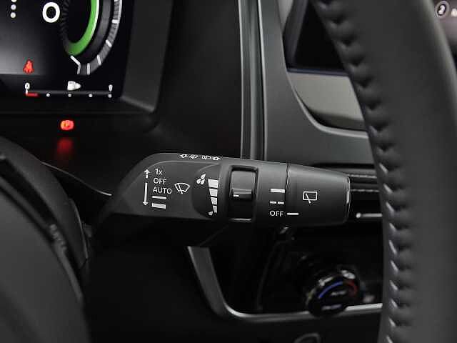 Nissan Qashqai 1.3 DIG-T MHEV 140CV N-CONNECTA 5P (BITONO)