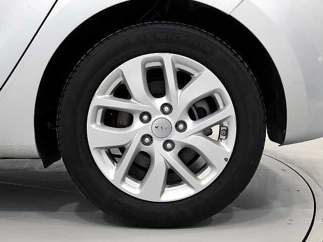 Kia Carens 1.7 CRDI VGT CONCEPT ECO-DYNAMICS 5P 7 PLAZAS
