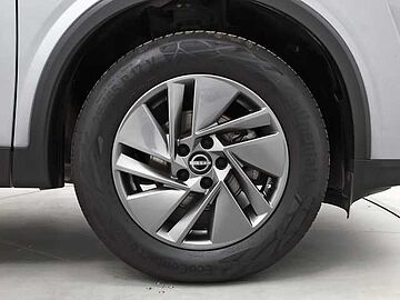 Nissan Qashqai 1.3 DIG-T MHEV 140 ACENTA 5P (ANTINIEBLAS LED+RUEDA REPUESTO) Skyline Grey Metalizado