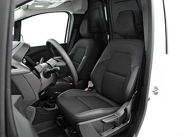 Nissan Townstar FURGON BEV 45KWH 122CV PROFESIONAL 2-SEATS L1 4P Blanco Mineral S?lido