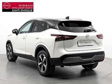 Nissan Qashqai 1.5 HEV E-POWER 190CV N-CONNECTA AUTO 5P(TECHO+PORTON+BITONO) Lunar White + Midnight Black Metalizado