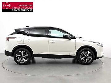 Nissan Qashqai 1.5 HEV E-POWER 190CV N-CONNECTA AUTO 5P(TECHO+PORTON+BITONO) Lunar White + Midnight Black Metalizado