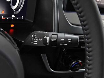 Nissan Qashqai 1.5 HEV E-POWER 190CV N-CONNECTA AUTO 5P(BITONO) Magnetic Blue + Black Metalizado