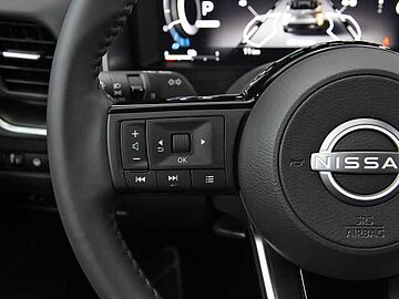 Nissan Qashqai 1.5 HEV E-POWER 190CV N-CONNECTA AUTO 5P(BITONO) Magnetic Blue + Black Metalizado