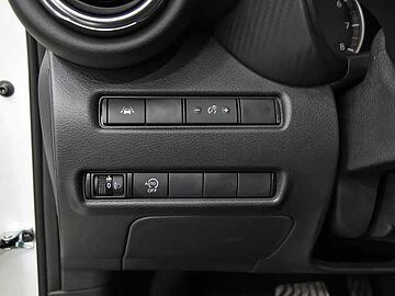 Nissan Juke 1.0 DIG-T 114 N-CONNECTA DCT 5P (NAVI + BITONO) Lunar White + Midnight Black Metalizado