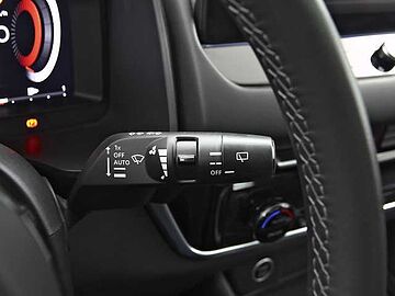 Nissan Qashqai 1.3 DIG-T MHEV 140 N-CONNECTA 5P (ANTINIEBLAS LED) Skyline Grey Metalizado
