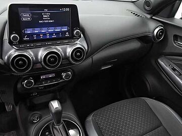 Nissan Juke 1.0 DIG-T 114 N-CONNECTA DCT 5P (NAVI) Skyline Grey + Midnight Black Metalizado