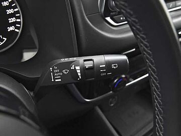 Nissan Qashqai 1.3 DIG-T MHEV 140 ACENTA 5P (ANTINIEBLAS LED+RUEDA REPUESTO) Skyline Grey Metalizado
