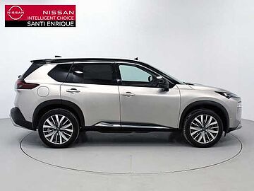 Nissan X-trail 1.5 HEV E-4ORCE 213 TEKNA+ 7 SEATS 5P 7 PLAZAS(BITONO) Champagne Silver + Black Metalizado