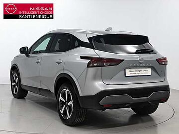 Nissan Qashqai 1.3 DIG-T MHEV 140CV N-CONNECTA 5P (TECHO PANORAMICO) Diamond Silver Metalizado