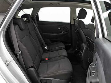 Kia Carens 1.7 CRDI VGT CONCEPT ECO-DYNAMICS 5P 7 PLAZAS Bright Silver M